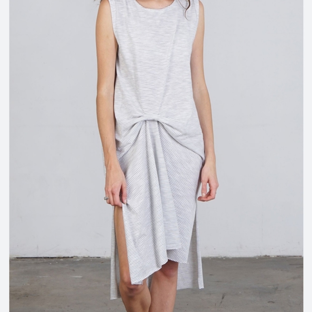 Mod Ref- Rylan Navy & White Stripe Asymmetrical T Shirt Dress...size Sma…